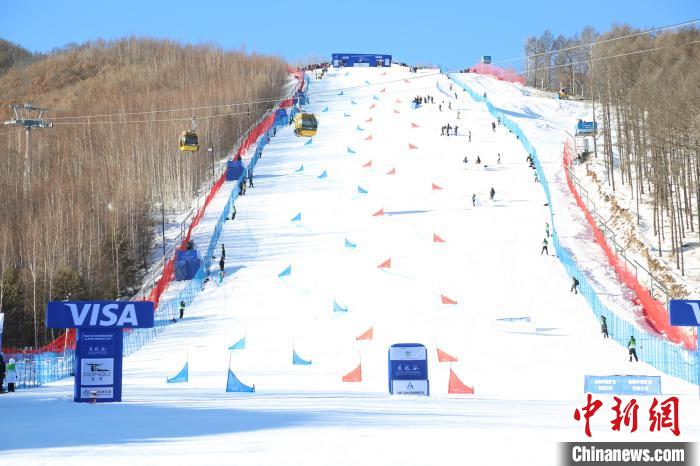 美林谷滑雪场承办世界杯赛事 喀喇沁旗冰雪经济